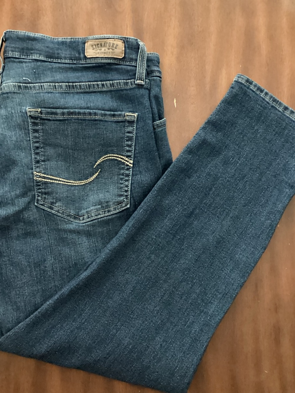 Levi’s Signature Modern Slim Cuffed Ladies Denim Jeans Size 16 W33